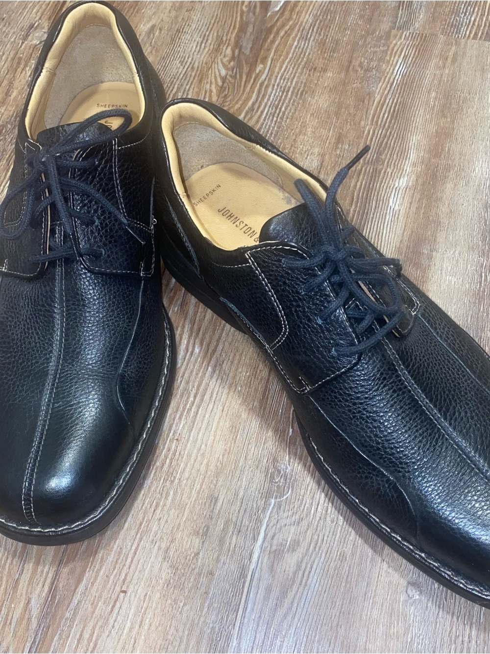 Johnston & Murphy Black Pebbled Leather Lace-Up Oxfords